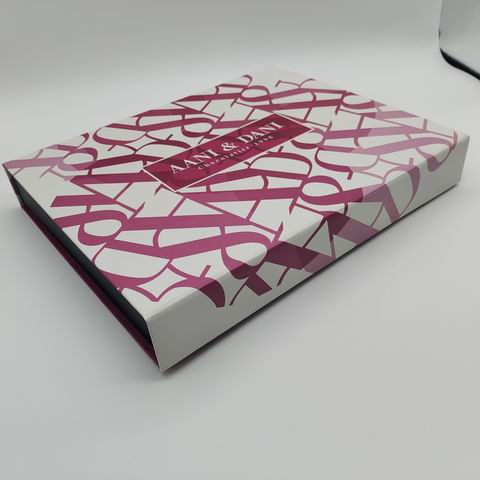 Wholesale Price Custom Black Small Credit Card Gift Box Folding Gift Boxes for Packaging Sweet Candy Chocolate Folding Cartons